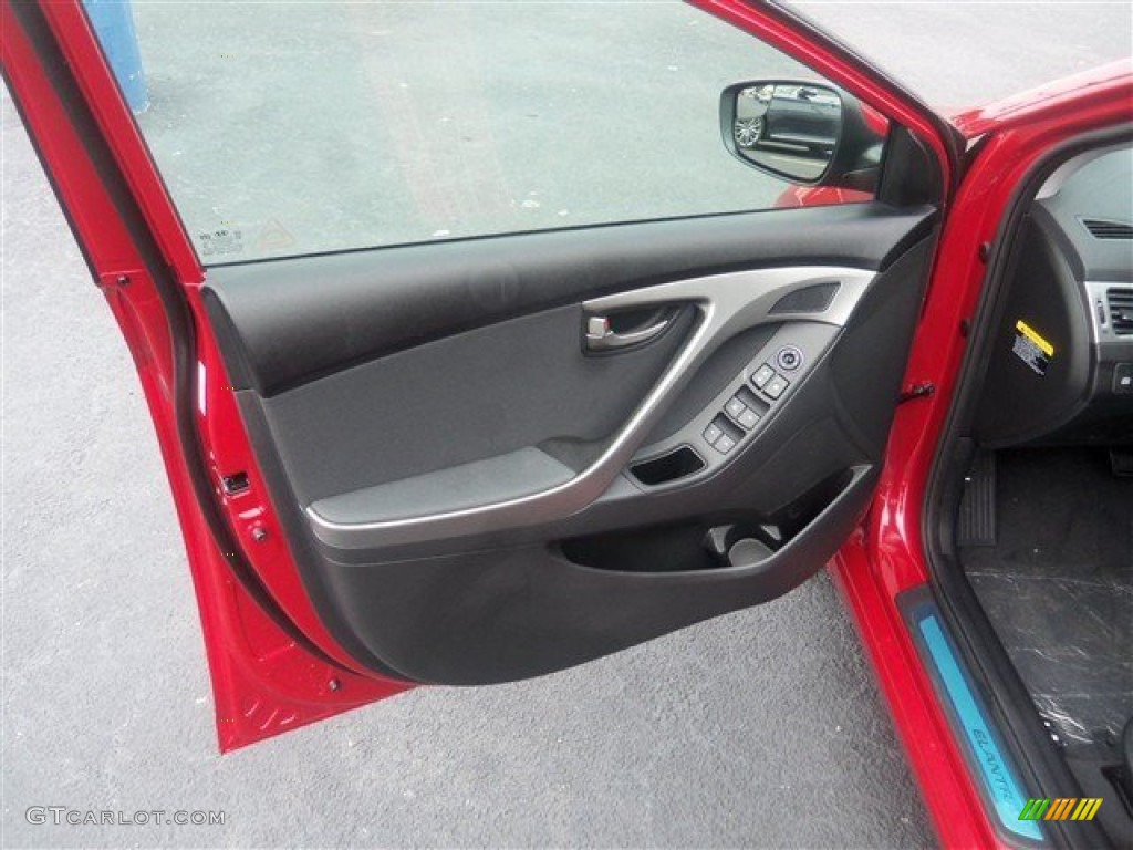 2015 Elantra SE Sedan - Geranium Red / Black photo #5