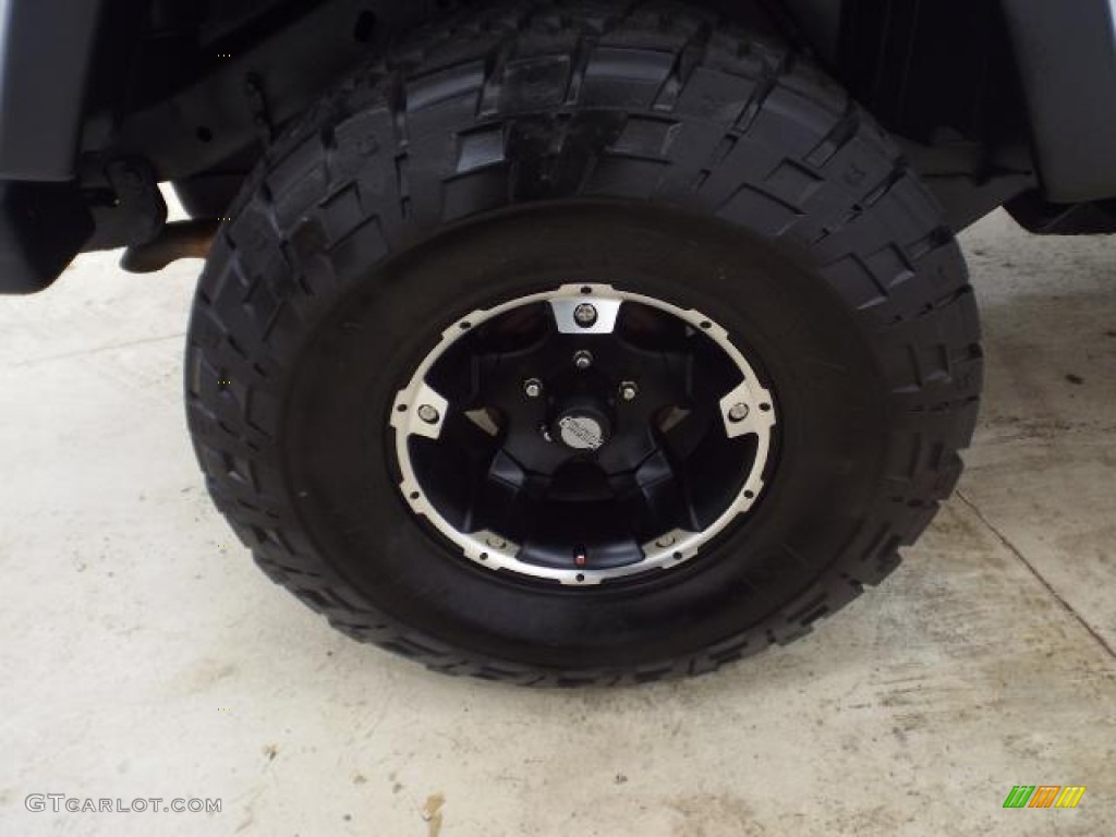 2004 Wrangler X 4x4 - Bright Silver Metallic / Dark Slate Gray photo #28