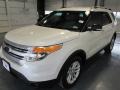 2015 White Platinum Ford Explorer XLT  photo #3