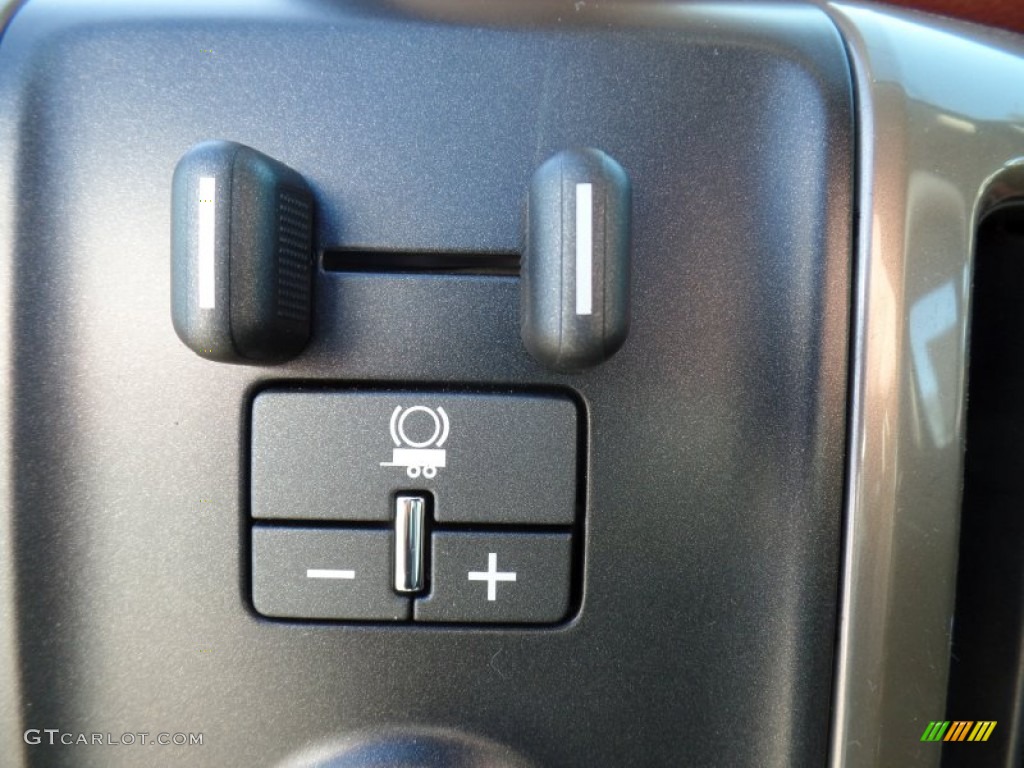 2015 Chevrolet Silverado 3500HD High Country Crew Cab Dual Rear Wheel 4x4 Controls Photo #99177541