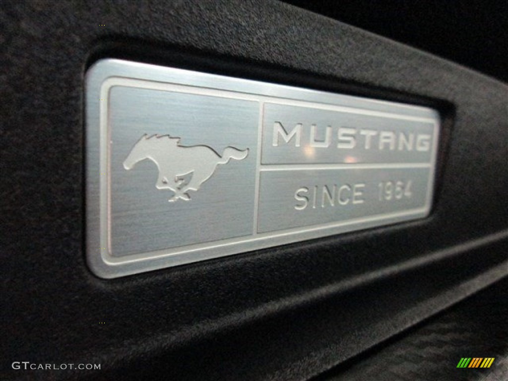 2015 Ford Mustang V6 Coupe Marks and Logos Photos