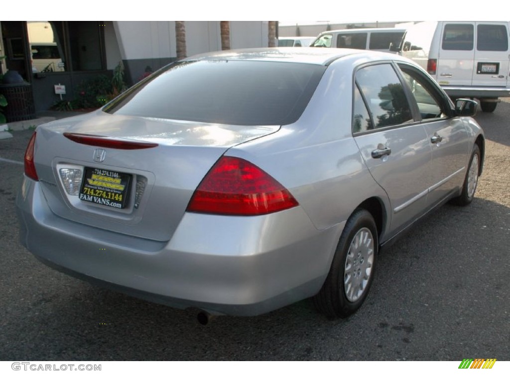 2006 Accord Value Package Sedan - Alabaster Silver Metallic / Gray photo #2