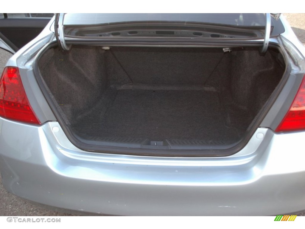 2006 Accord Value Package Sedan - Alabaster Silver Metallic / Gray photo #4