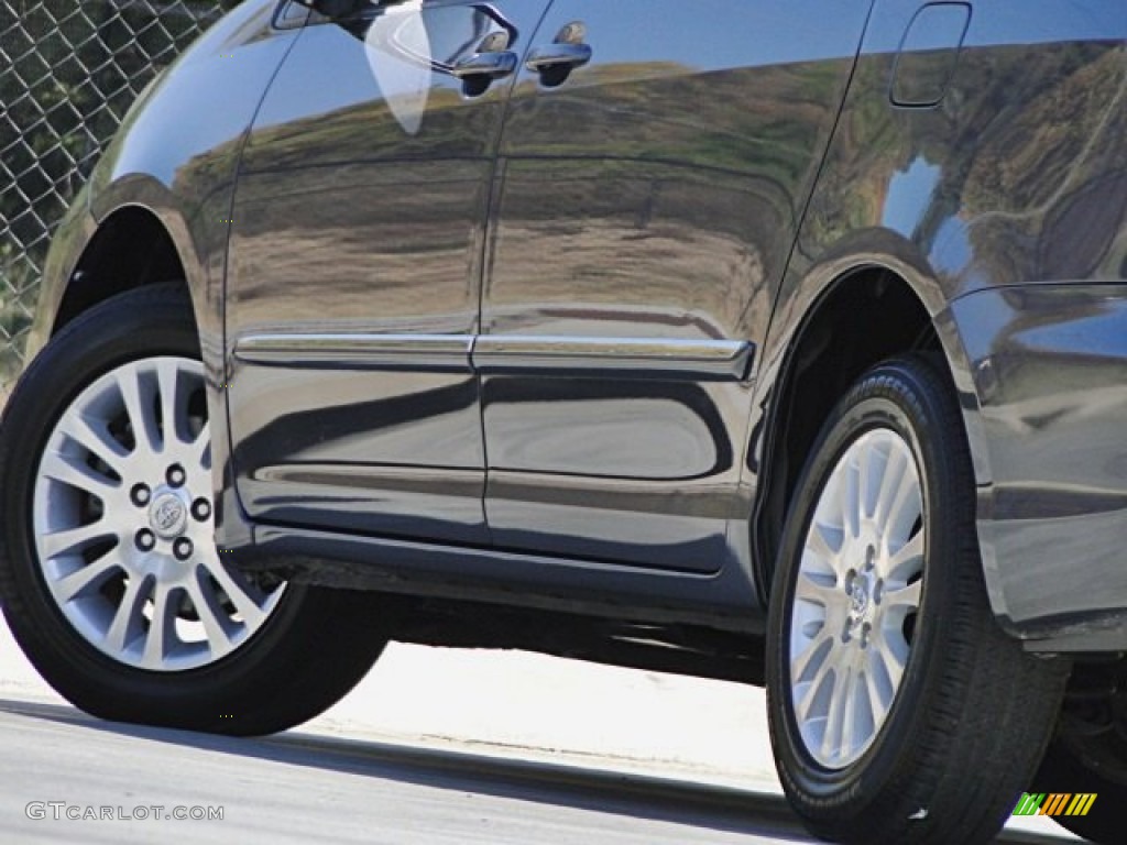 2007 Sienna XLE Limited AWD - Slate Gray Metallic / Stone photo #35