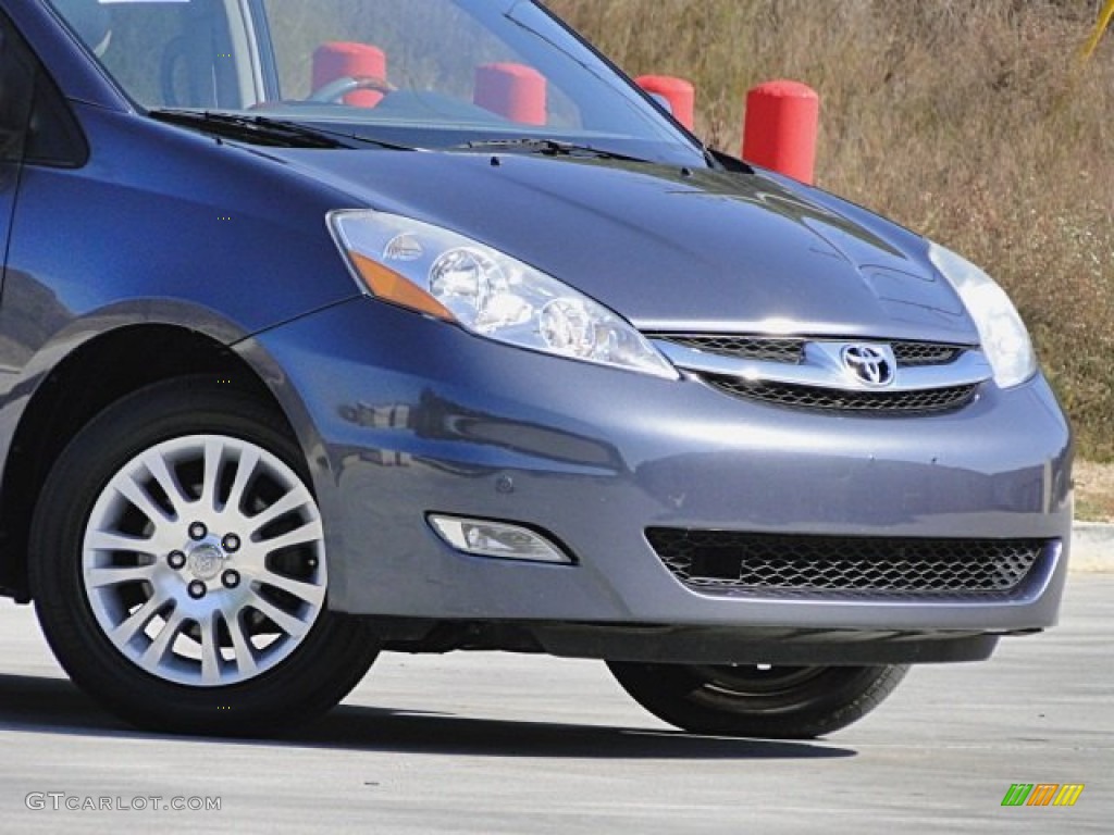 2007 Sienna XLE Limited AWD - Slate Gray Metallic / Stone photo #43