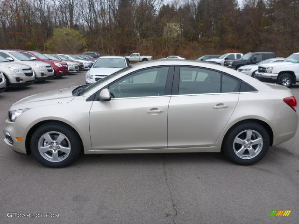 2015 Cruze LT - Champagne Silver Metallic / Brownstone photo #2
