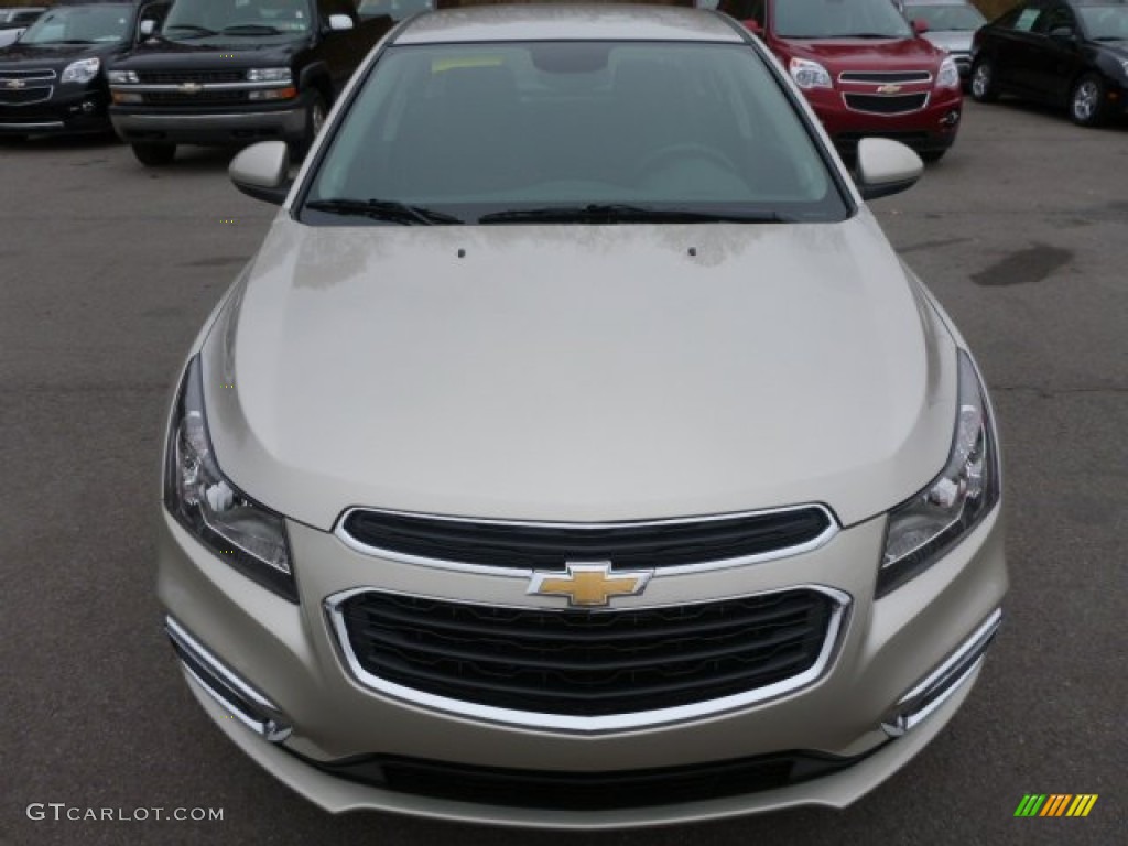 2015 Cruze LT - Champagne Silver Metallic / Brownstone photo #8