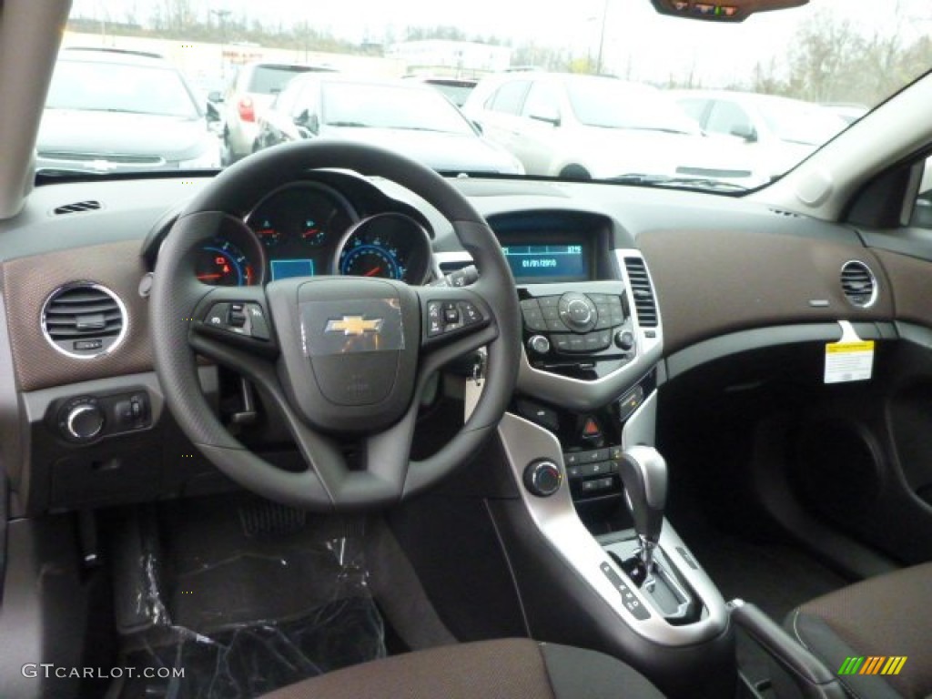 2015 Cruze LT - Champagne Silver Metallic / Brownstone photo #12