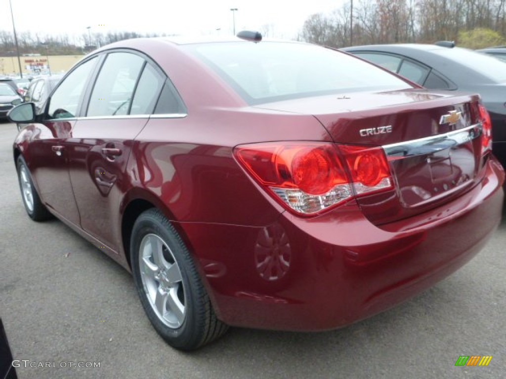 2015 Cruze LT - Siren Red Tintcoat / Brownstone photo #2