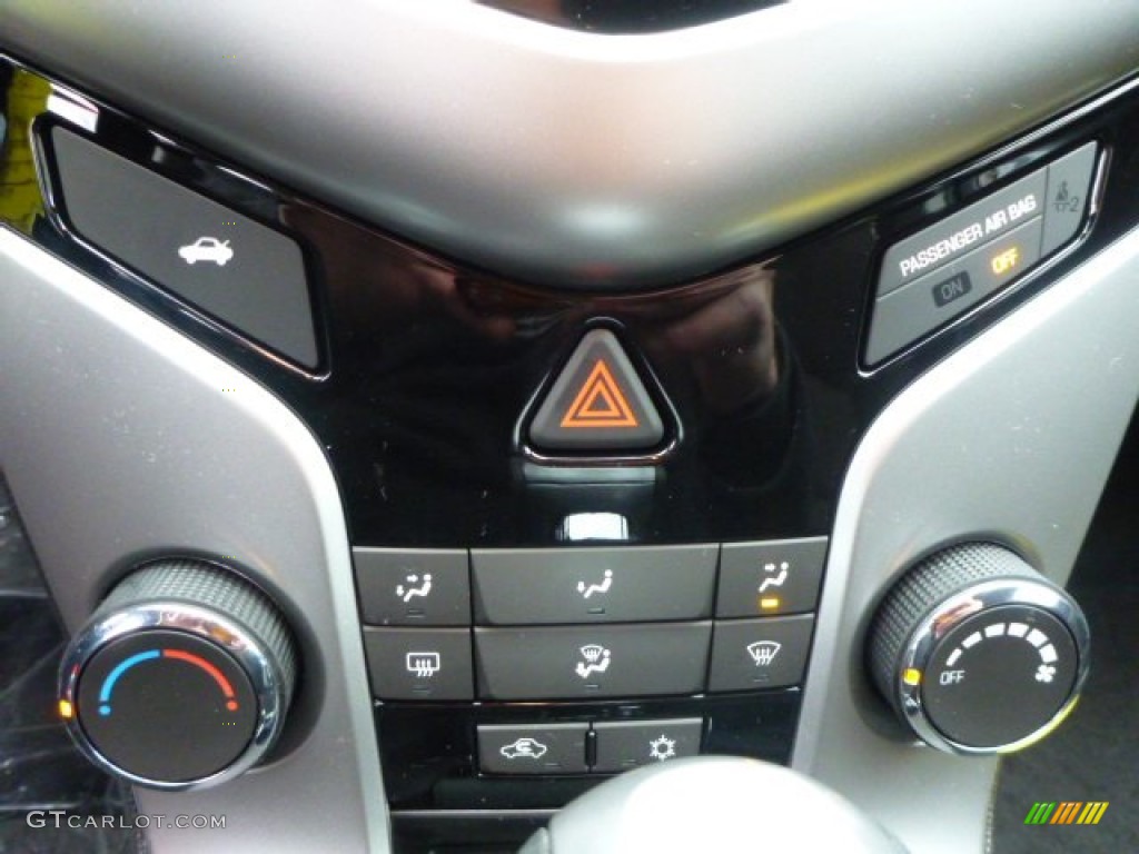 2015 Cruze LT - Red Hot / Brownstone photo #19