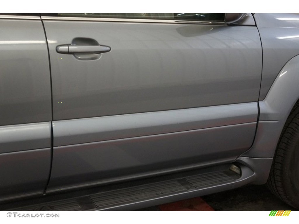 2004 GX 470 - Ash Blue Mica / Dark Gray photo #52