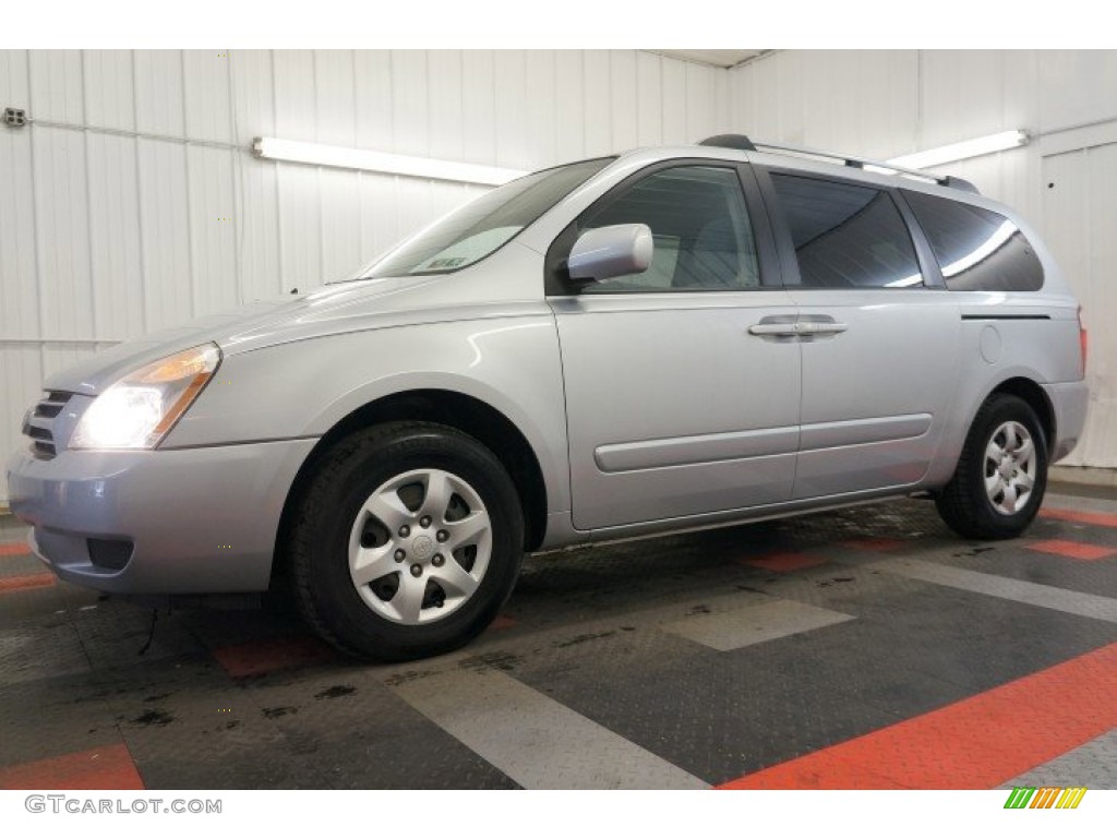 2007 Sedona LX - Silver / Gray photo #2