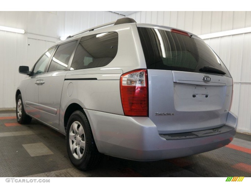 2007 Sedona LX - Silver / Gray photo #10