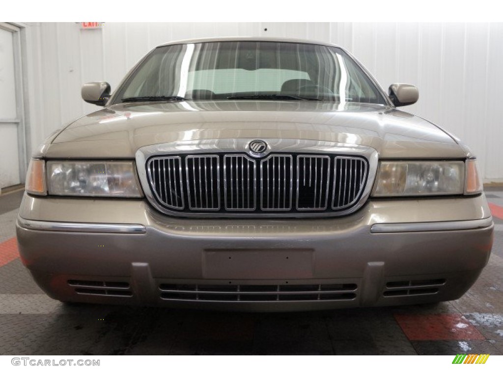 2002 Grand Marquis LS - Arizona Beige Metallic / Medium Parchment photo #4