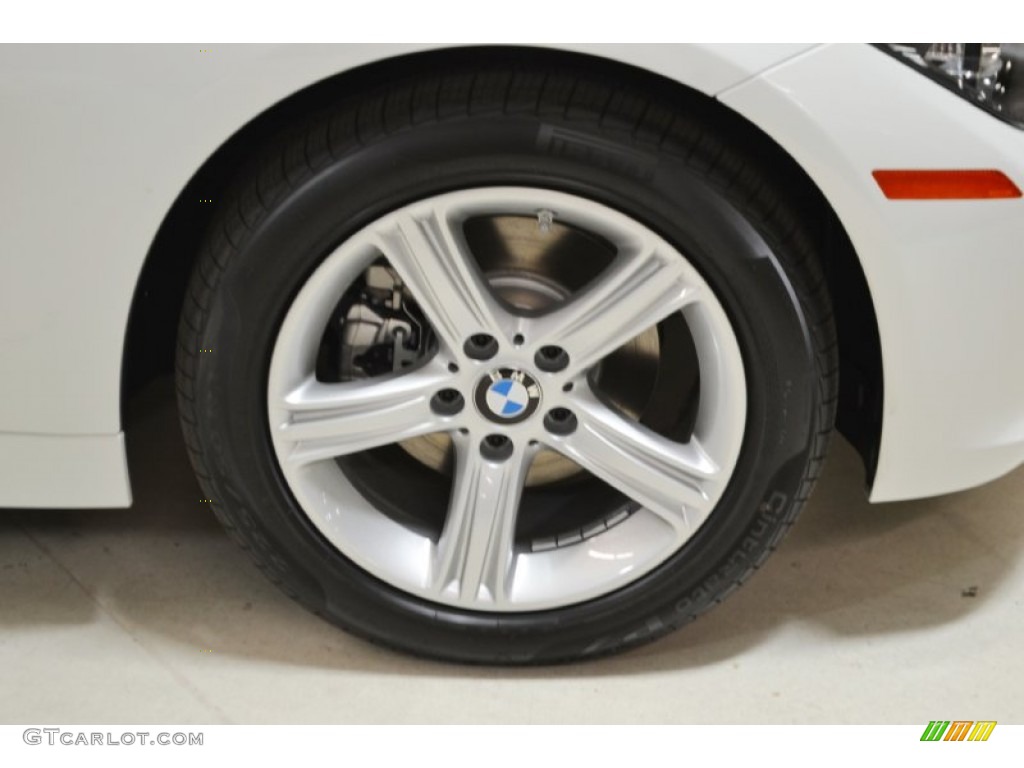 2015 3 Series 320i Sedan - Alpine White / Venetian Beige photo #3
