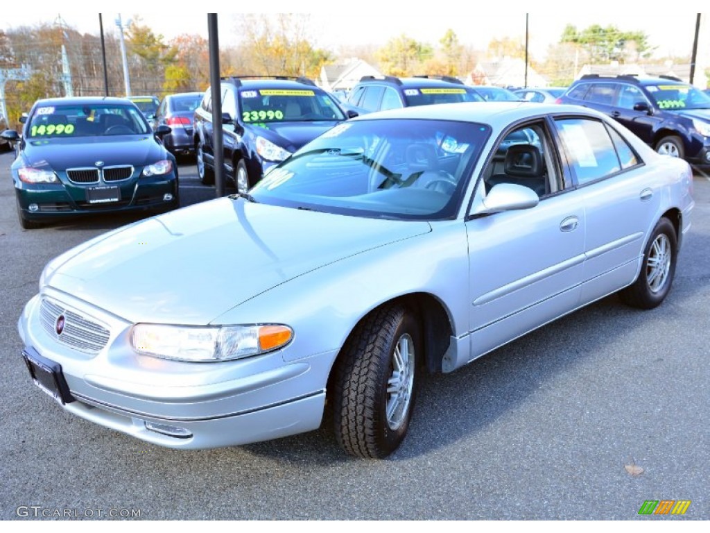 2003 Regal LS - Sterling Silver Metallic / Medium Gray photo #3