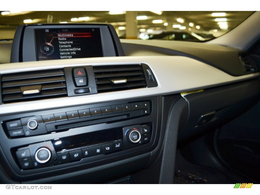 2015 3 Series 320i Sedan - Glacier Silver Metallic / Black photo #7