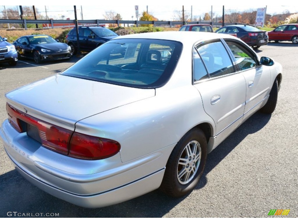 2003 Regal LS - Sterling Silver Metallic / Medium Gray photo #6