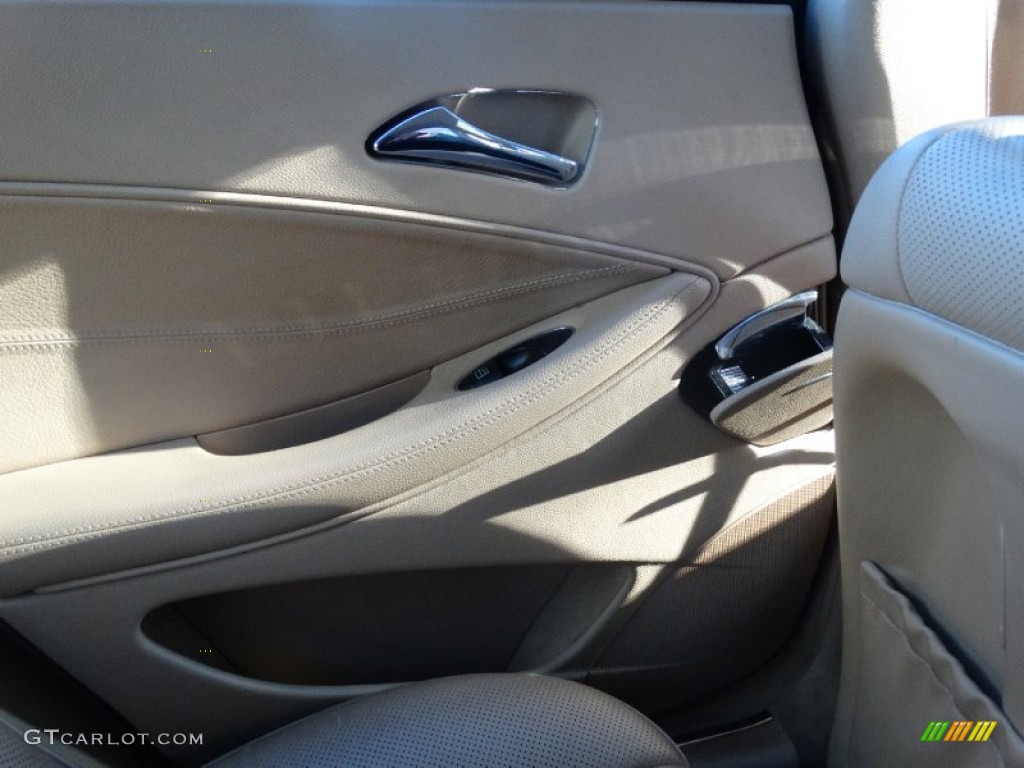2006 CLS 500 - Alabaster White / Cashmere Beige photo #25
