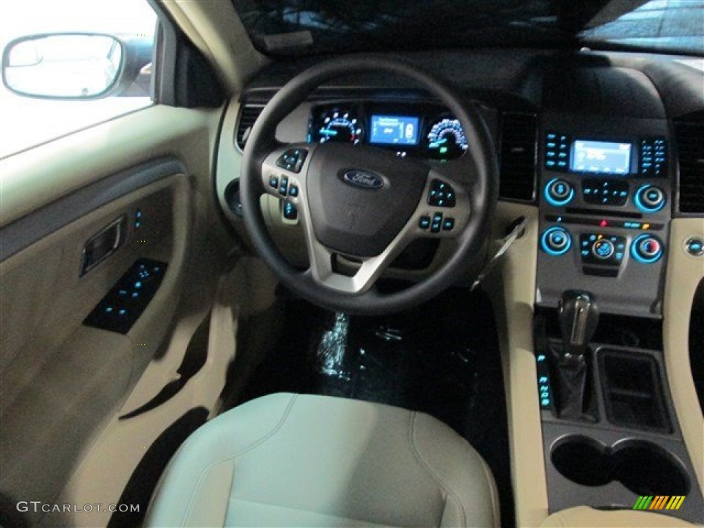 2015 Taurus SE - Magnetic Metallic / Dune photo #12