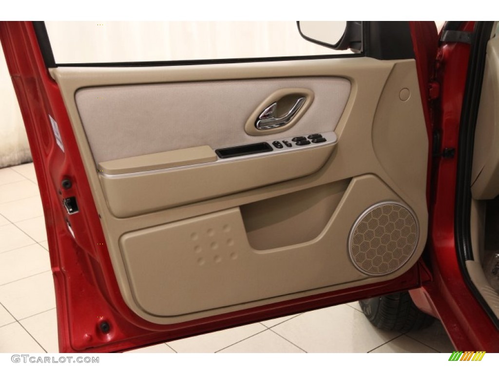 2007 Mercury Mariner Luxury 4WD Black/Light Parchment Door Panel Photo #99213294