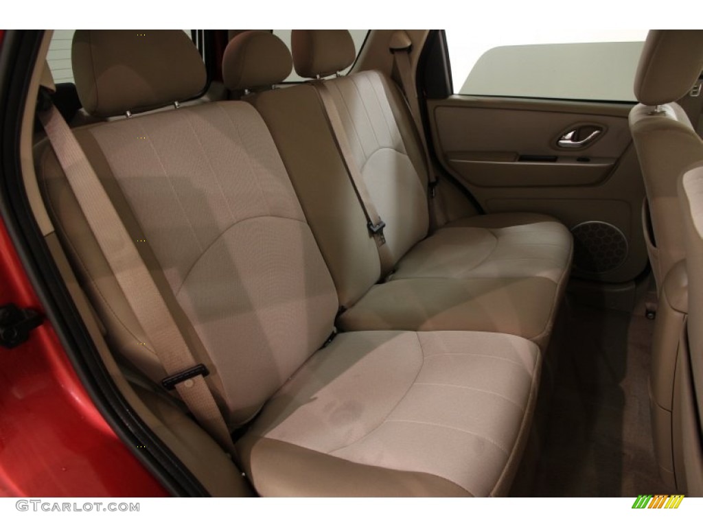 2007 Mariner Luxury 4WD - Vivid Red Metallic / Black/Light Parchment photo #11