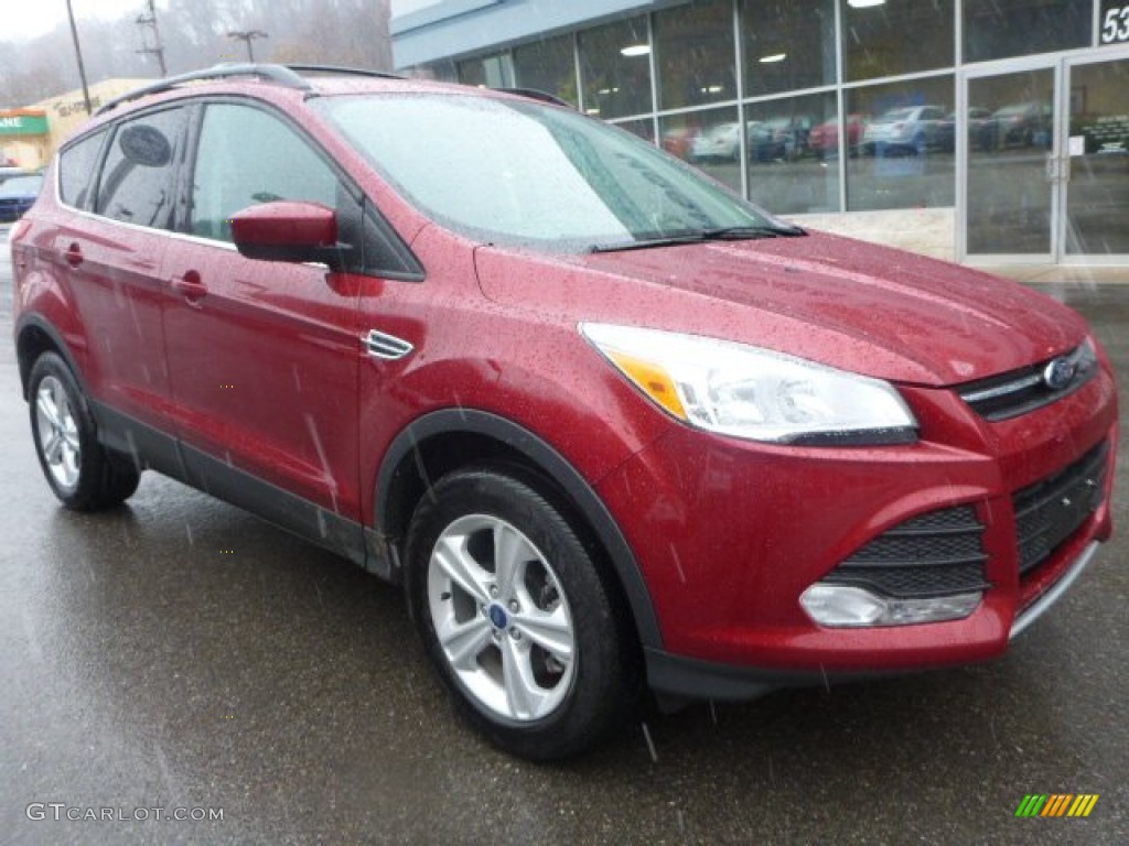 2013 Escape SE 1.6L EcoBoost 4WD - Ruby Red Metallic / Charcoal Black photo #12