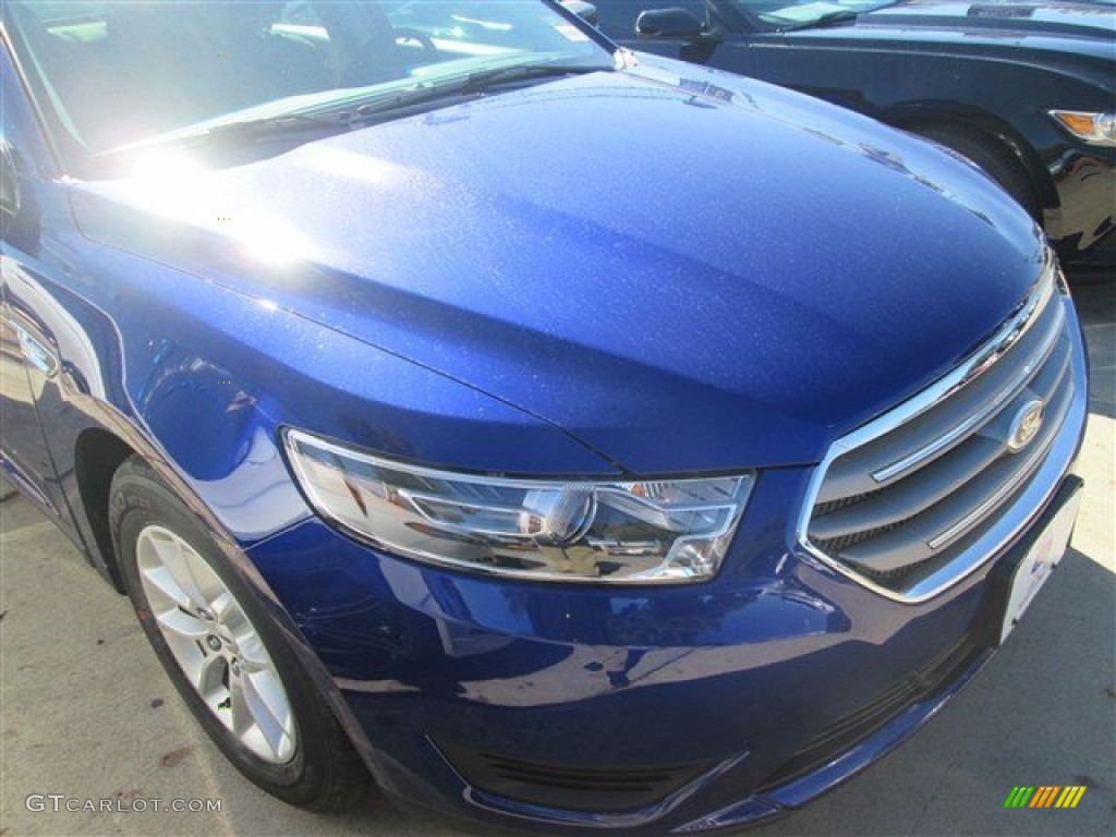 2015 Taurus SE - Deep Impact Blue Metallic / Dune photo #2