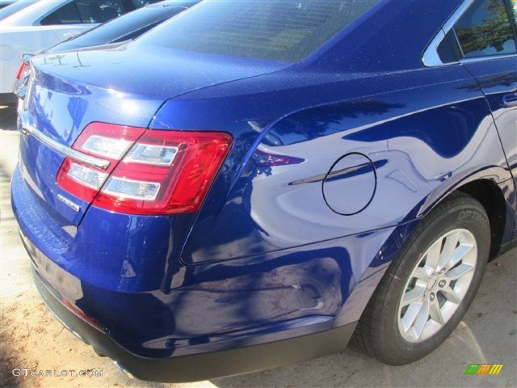 2015 Taurus SE - Deep Impact Blue Metallic / Dune photo #4