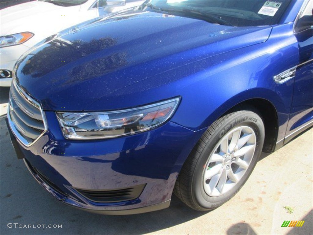 2015 Taurus SE - Deep Impact Blue Metallic / Dune photo #25