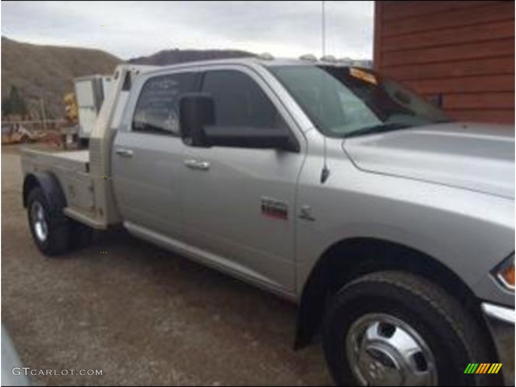 2011 Ram 3500 HD SLT Crew Cab 4x4 Dually - Bright Silver Metallic / Dark Slate Gray/Medium Graystone photo #1