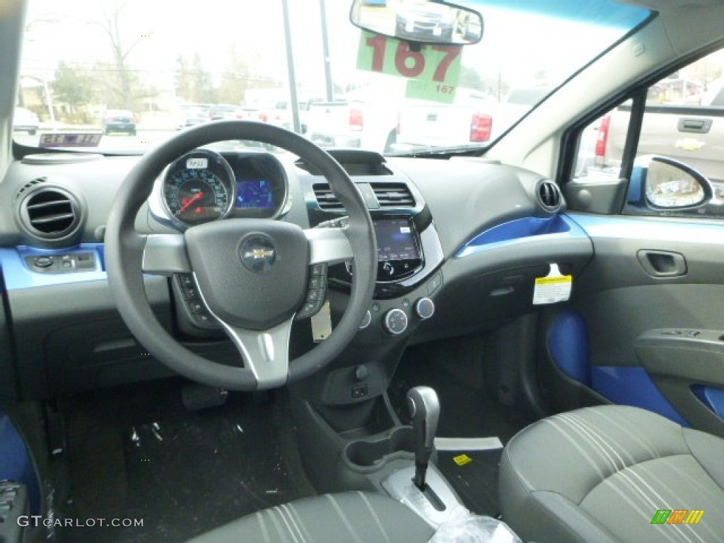 Silver/Blue Interior 2015 Chevrolet Spark LT Photo #99219808
