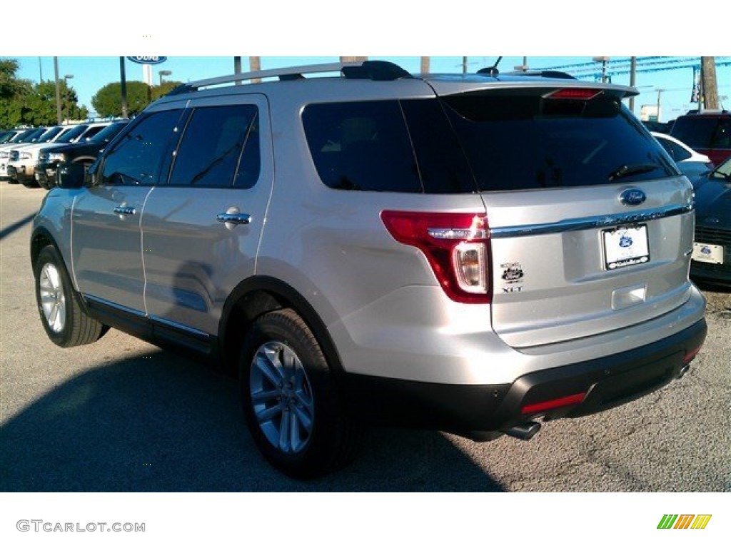 2015 Explorer XLT - Ingot Silver / Charcoal Black photo #8