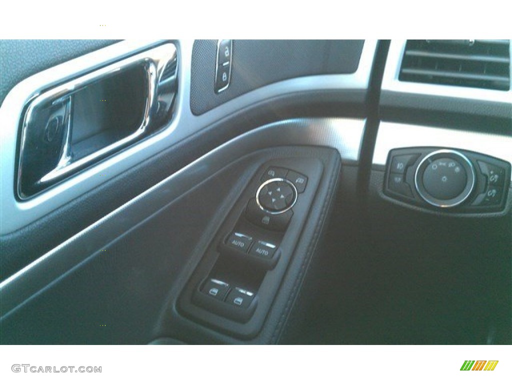 2015 Explorer XLT - Ingot Silver / Charcoal Black photo #11