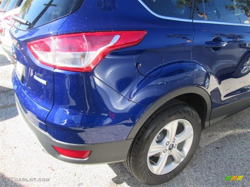 2015 Escape SE - Deep Impact Blue Metallic / Medium Light Stone photo #4