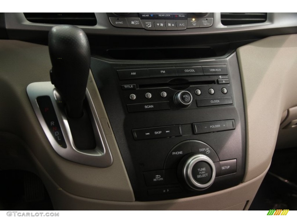 2012 Honda Odyssey EX Controls Photo #99225251