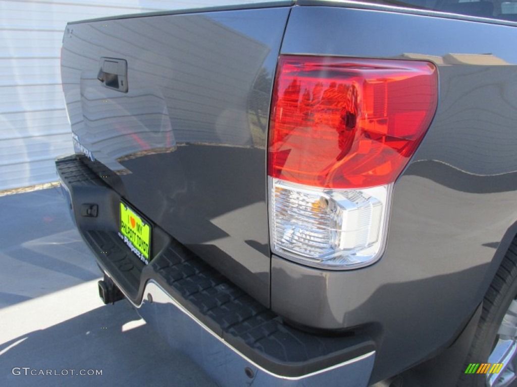 2011 Tundra Limited CrewMax - Silver Sky Metallic / Graphite Gray photo #12