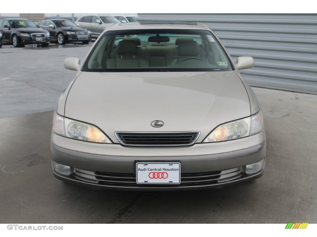 1999 ES 300 - Cashmere Beige Metallic / Ivory photo #2