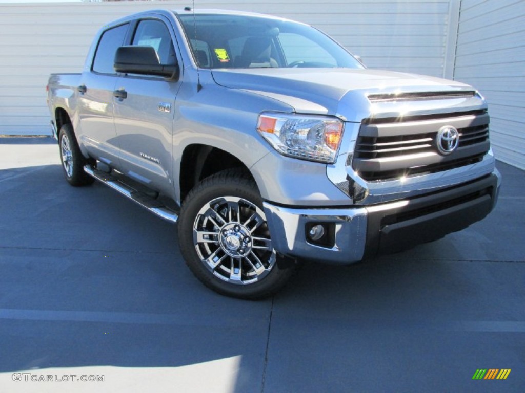 2015 Tundra SR5 CrewMax - Silver Sky Metallic / Black photo #2