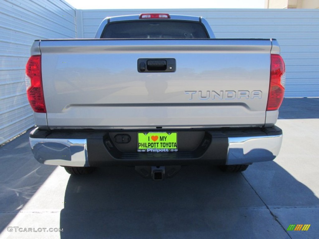 2015 Tundra SR5 CrewMax - Silver Sky Metallic / Black photo #5