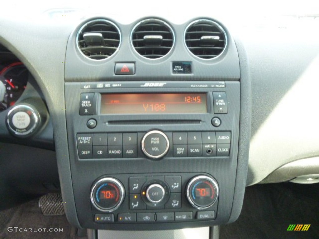 2008 Altima 2.5 S - Winter Frost Pearl / Charcoal photo #16