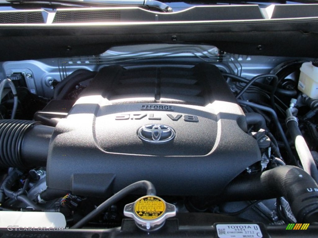 2015 Toyota Tundra SR5 CrewMax Engine Photos