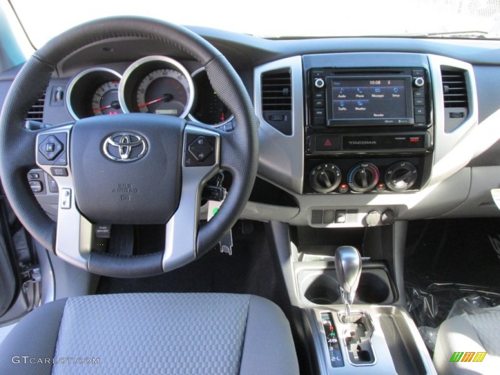 2015 Toyota Tacoma TSS PreRunner Double Cab Dashboard Photos