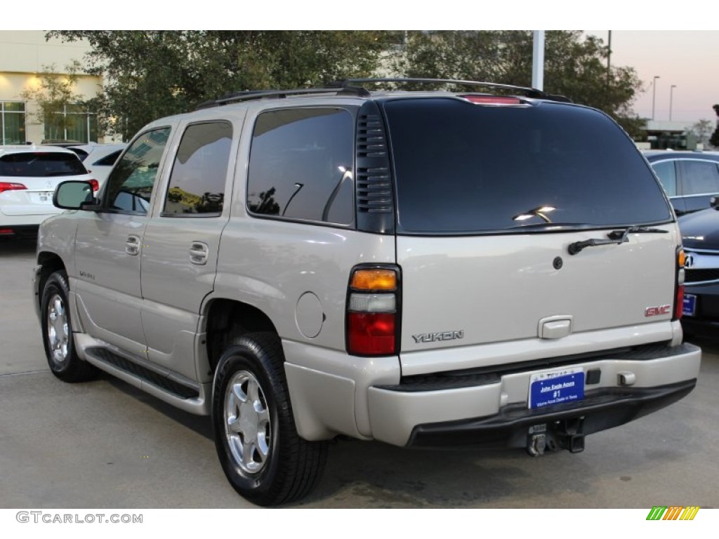 2004 Yukon Denali AWD - Silver Birch Metallic / Stone Gray photo #5