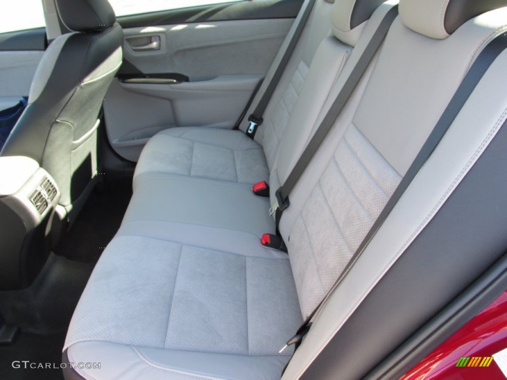 Ash Interior 2015 Toyota Camry XSE V6 Photo #99238193