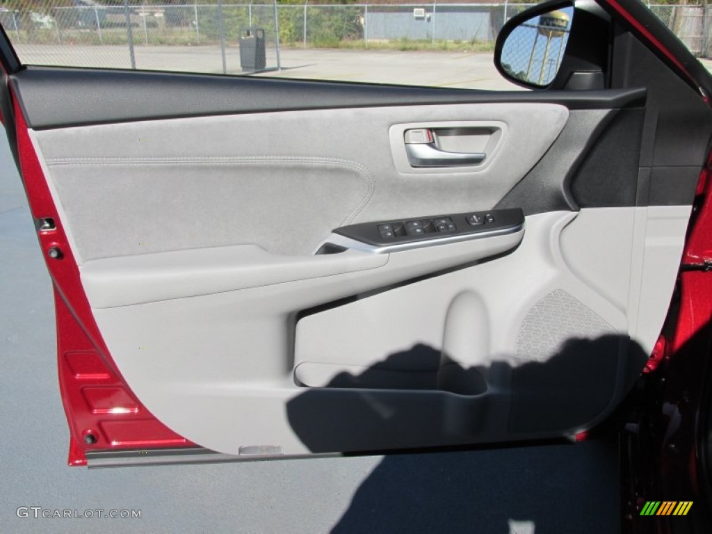 2015 Camry XSE V6 - Ruby Flare Pearl / Ash photo #21