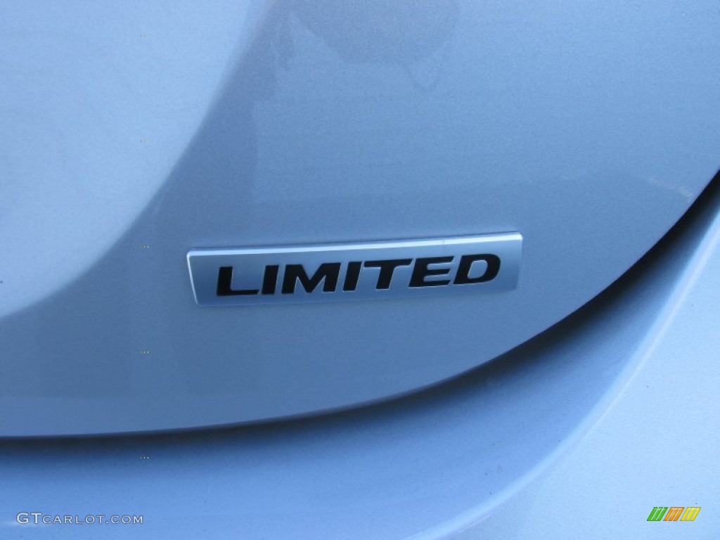 2015 Elantra Limited Sedan - Shimmering Air Silver / Gray photo #15