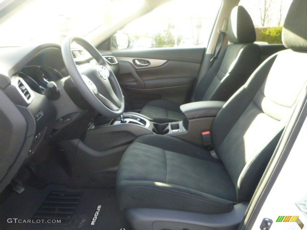 2015 Rogue SV AWD - Pearl White / Charcoal photo #15