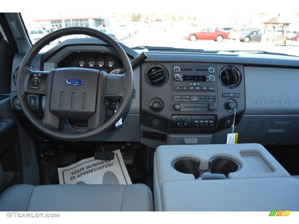 2015 F250 Super Duty XL Crew Cab - Oxford White / Steel photo #8