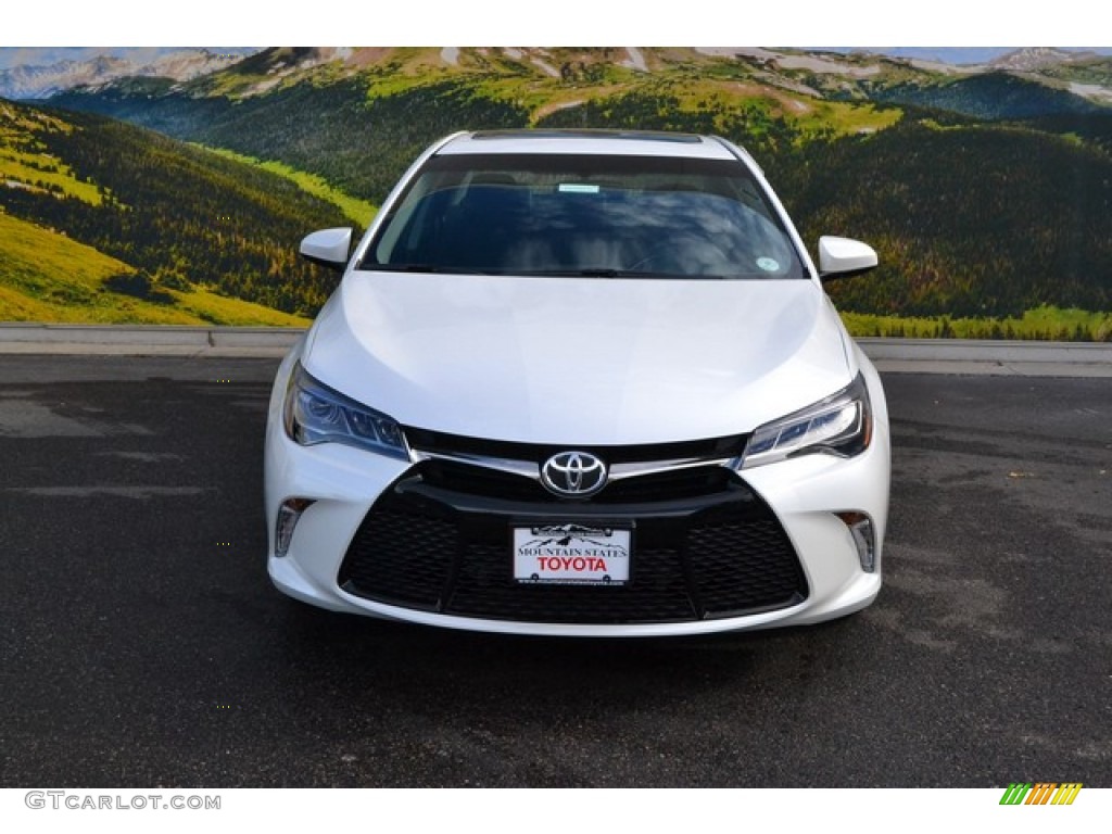 2015 Camry XSE V6 - Blizzard Pearl White / Black photo #2